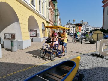 Oslavy města Hranice / fotogalerie / Projížďka v rikše, foto: Ivana Žáková