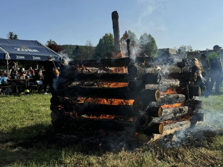 Pálení čarodějnic v letním kině